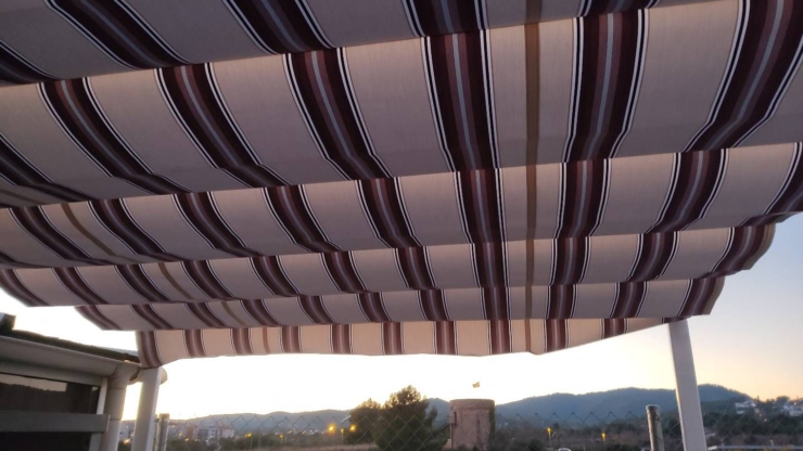 Toldo palillero botafoc